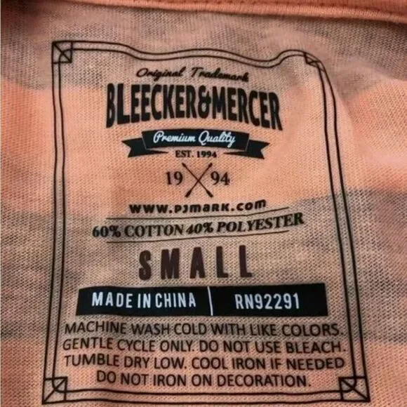 Bleeker & Mercer Men's Tshirt - Picture 3 of 5